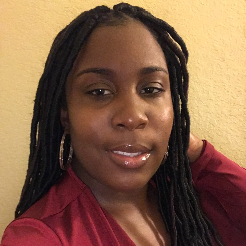 Meet your Posher, Christia